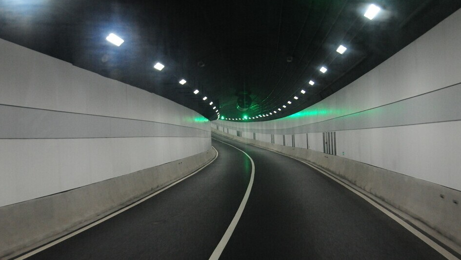 惯导模块在车辆经过高架桥隧道信号弱的环境中的应用封面图