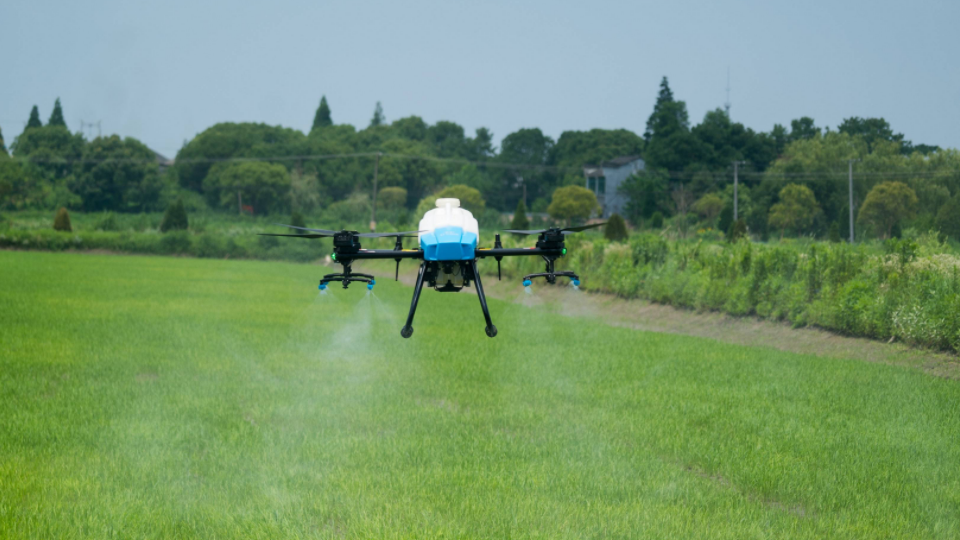 高精度GNSS定位定向模组M21在植保无人机中的应用与前景分析封面图